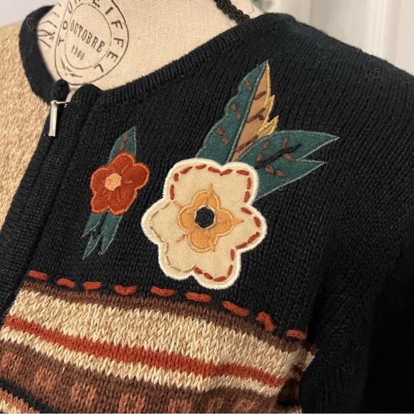 Erika Black and Brown Floral Cardigan - Picture 5 of 9